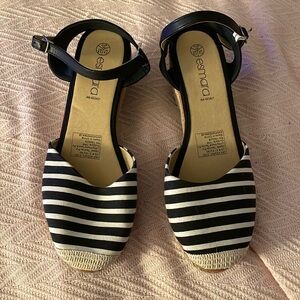 Brand new Espedrilles